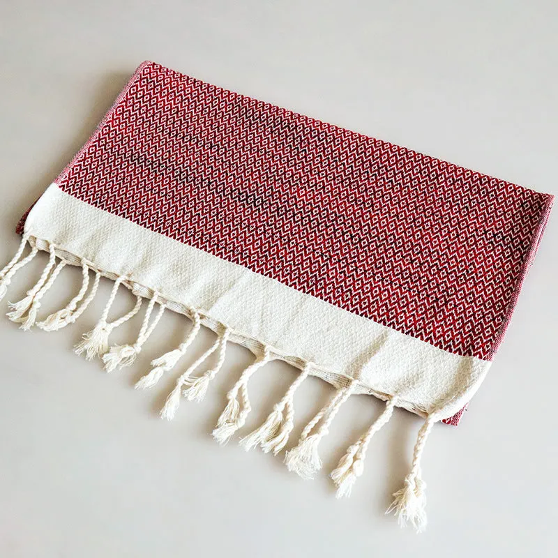Square cotton yarn-dyed tassel napkin in multiple colours for table setting