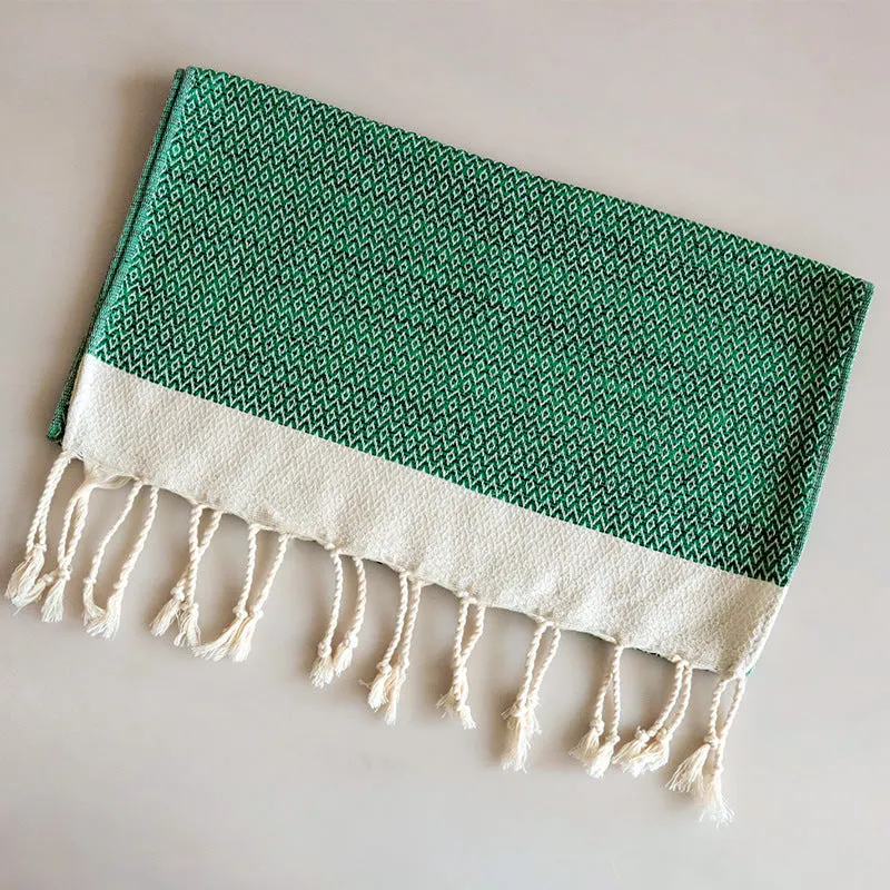 Square cotton yarn-dyed tassel napkin in multiple colours for table setting