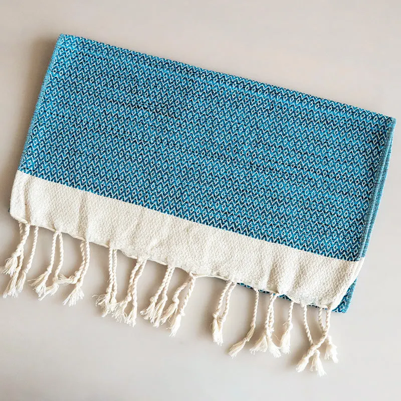 Square cotton yarn-dyed tassel napkin in multiple colours for table setting