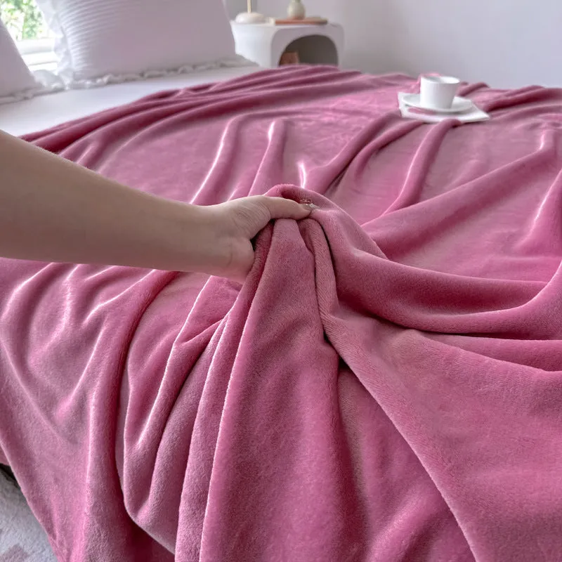 Class A milk velvet blanket thickened warm double-sided polyester throw with cartoon anime pattern