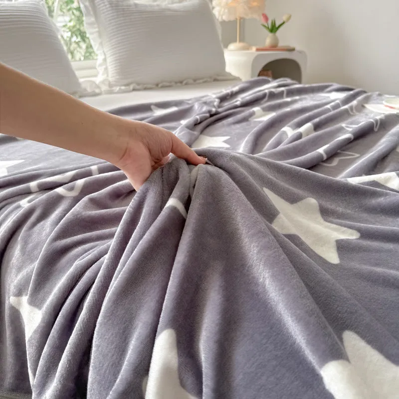 Class A milk velvet blanket thickened warm double-sided polyester throw with cartoon anime pattern