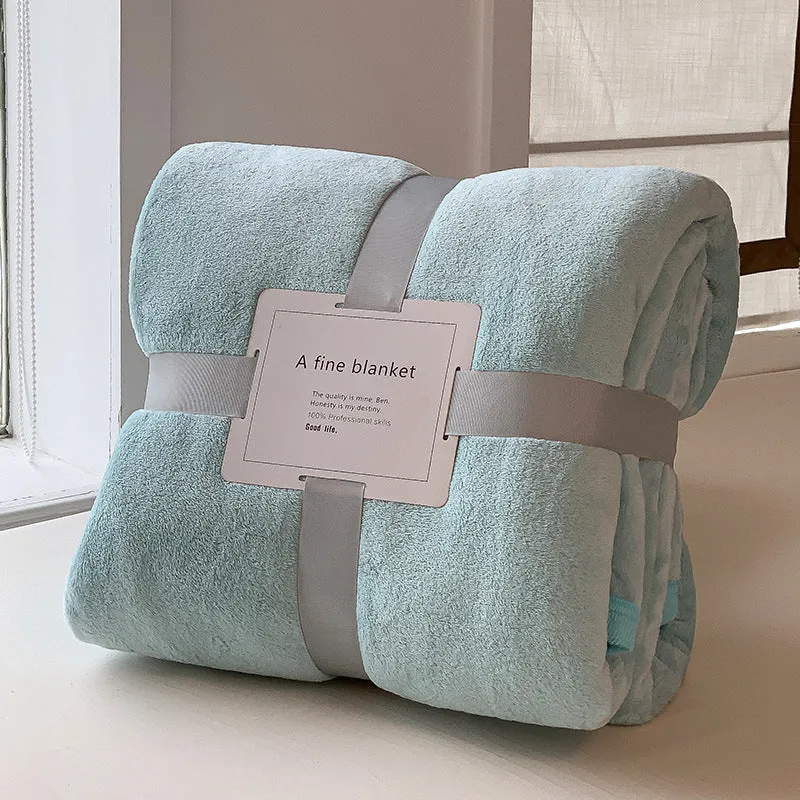 Thickened polyester fleece blanket in gray blue checked pattern as sofa cover