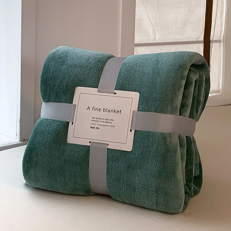 Thickened polyester fleece blanket in gray blue checked pattern as sofa cover