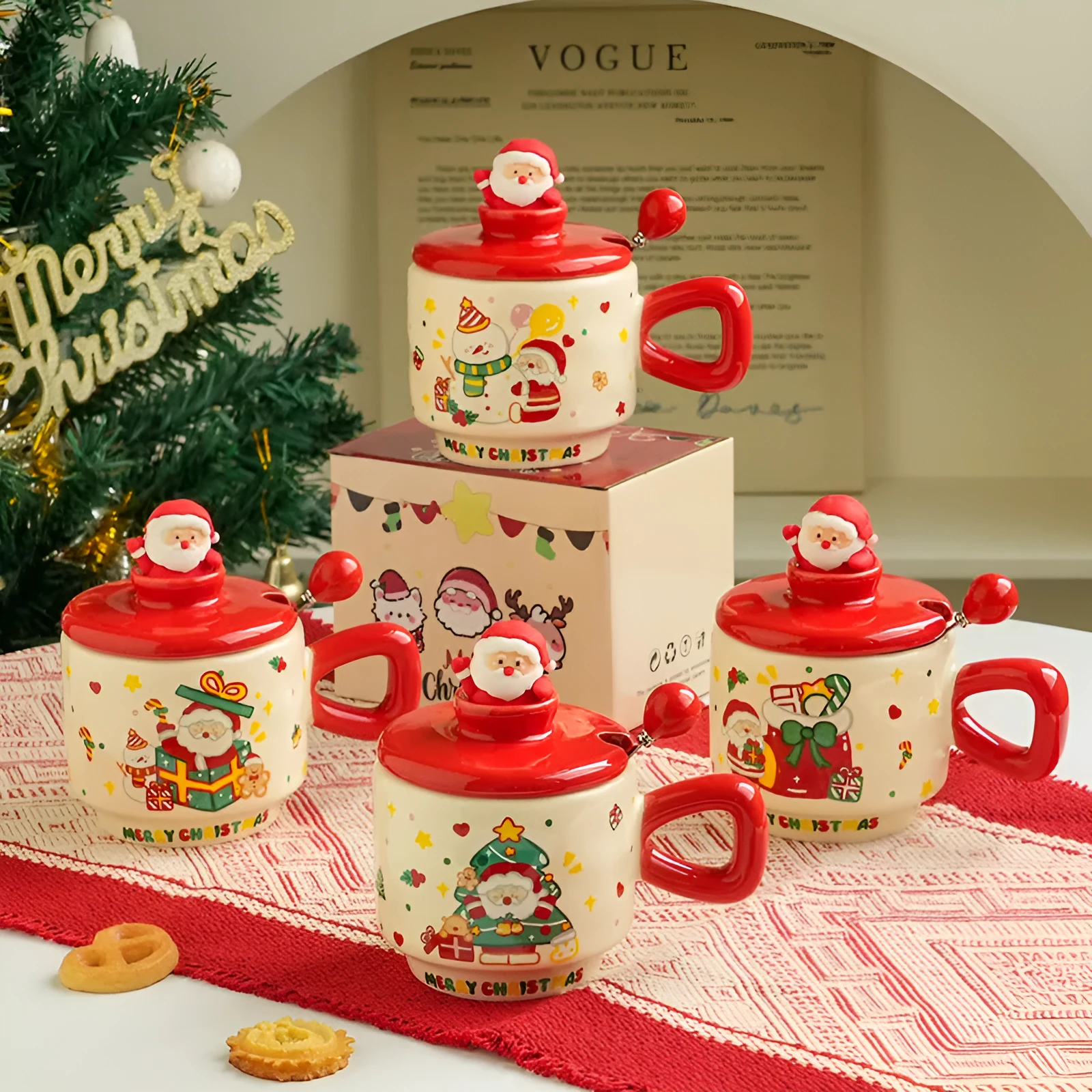 Round ceramic Christmas cup with lid showing cartoon snowman pattern, 8cm height, 9cm calibre
