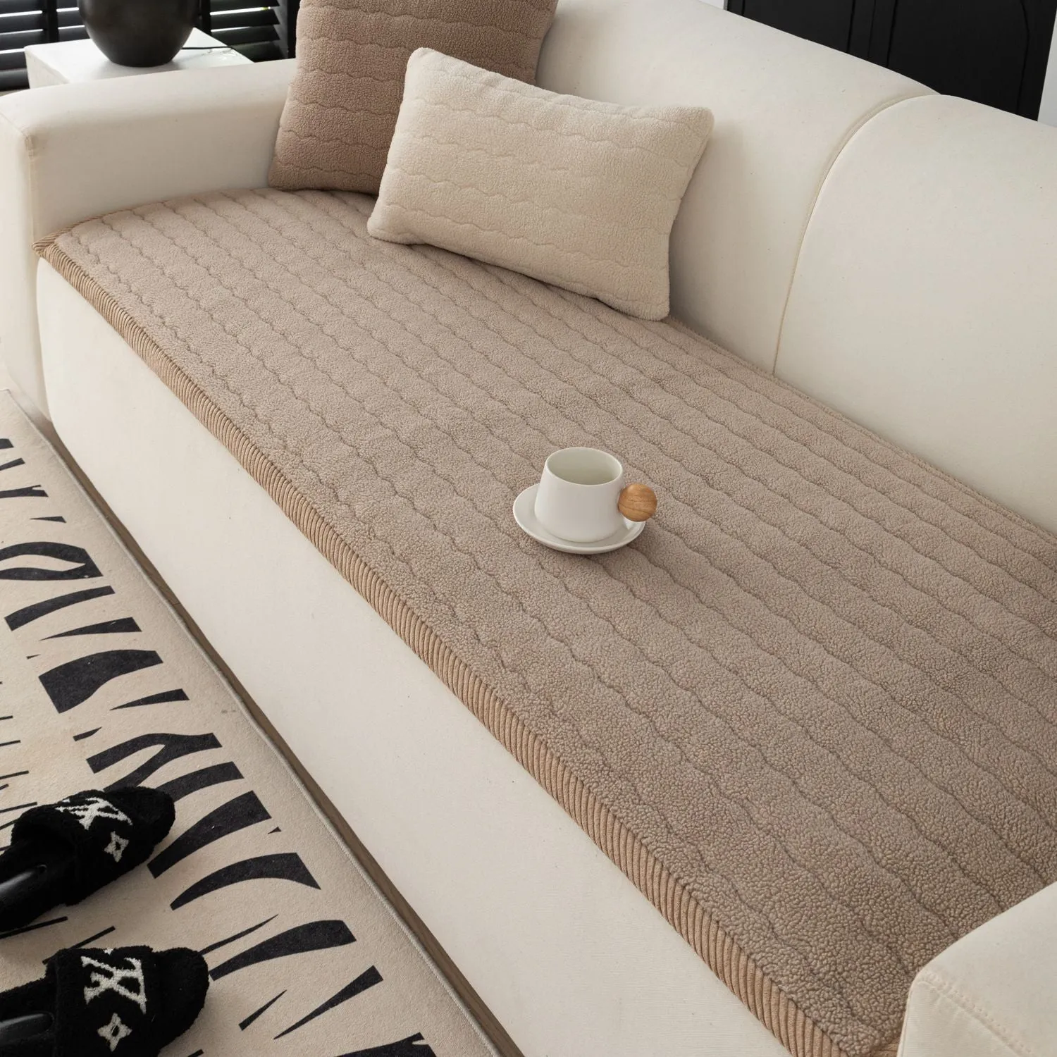 Lambswool thickened non-slip plush sofa cushion in solid colour, available in 70x150cm size