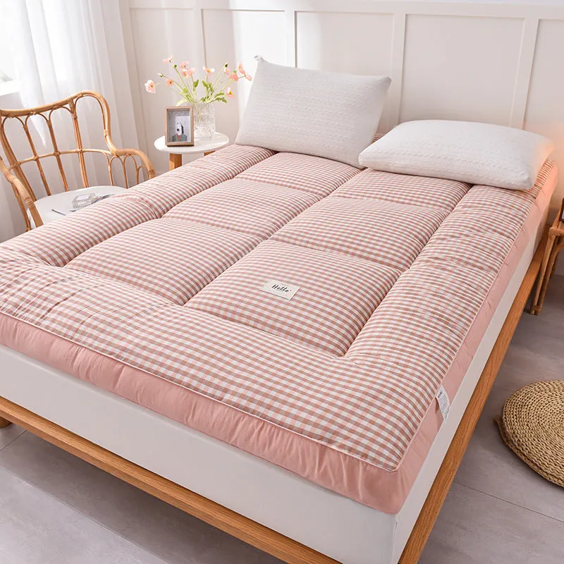 Thick feather velvet mattress topper with 10cm cushioning in pink plaid pattern, chemical fibre cover, polyester fill, for beds up to 2.0m
