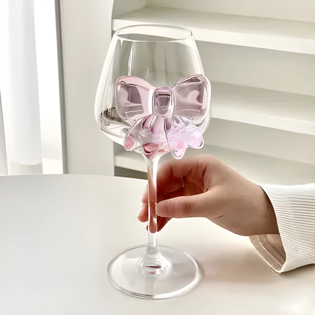 Crystal glass wine glass with pressed single-layer construction, no handle, champagne soft light finish