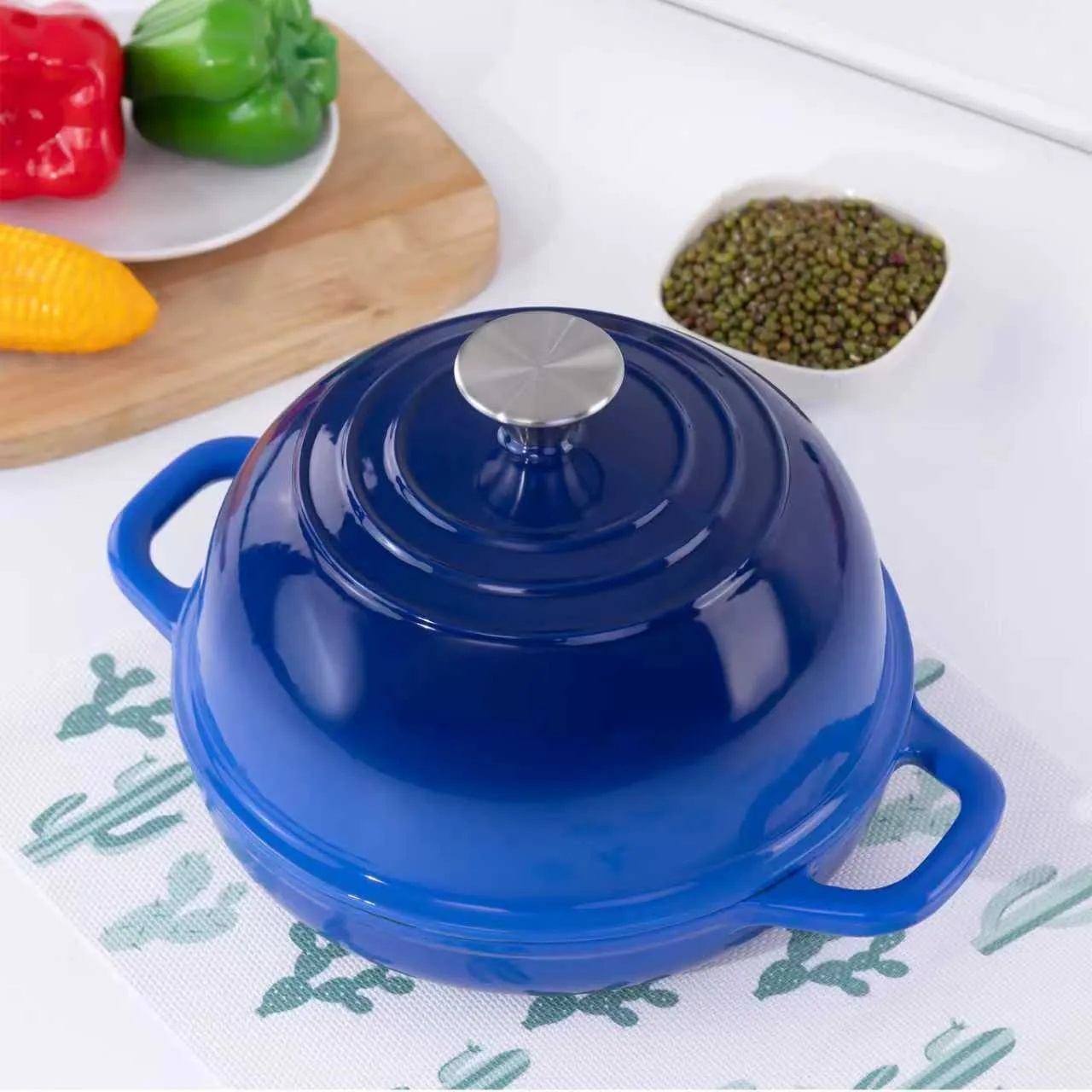 Enameled cast-iron black bread pot with lid for roasting European bread, 24cm or 26cm size