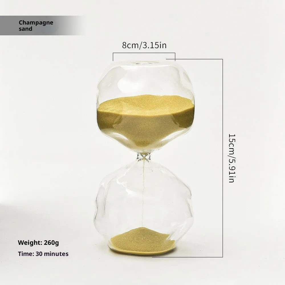 Borosilicate glass sand timer with coloured sand in a European-style blown glass hourglass