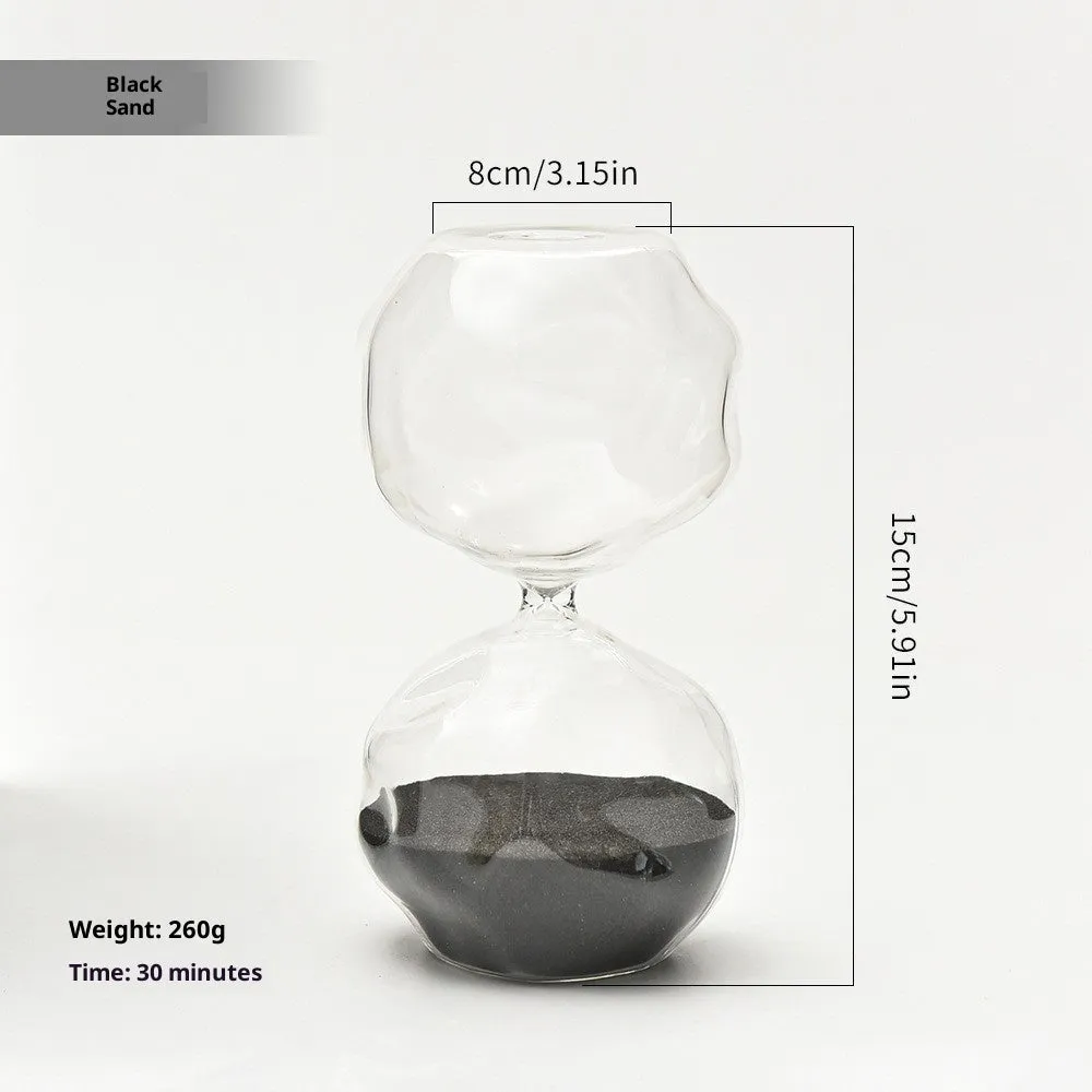 Borosilicate glass sand timer with coloured sand in a European-style blown glass hourglass