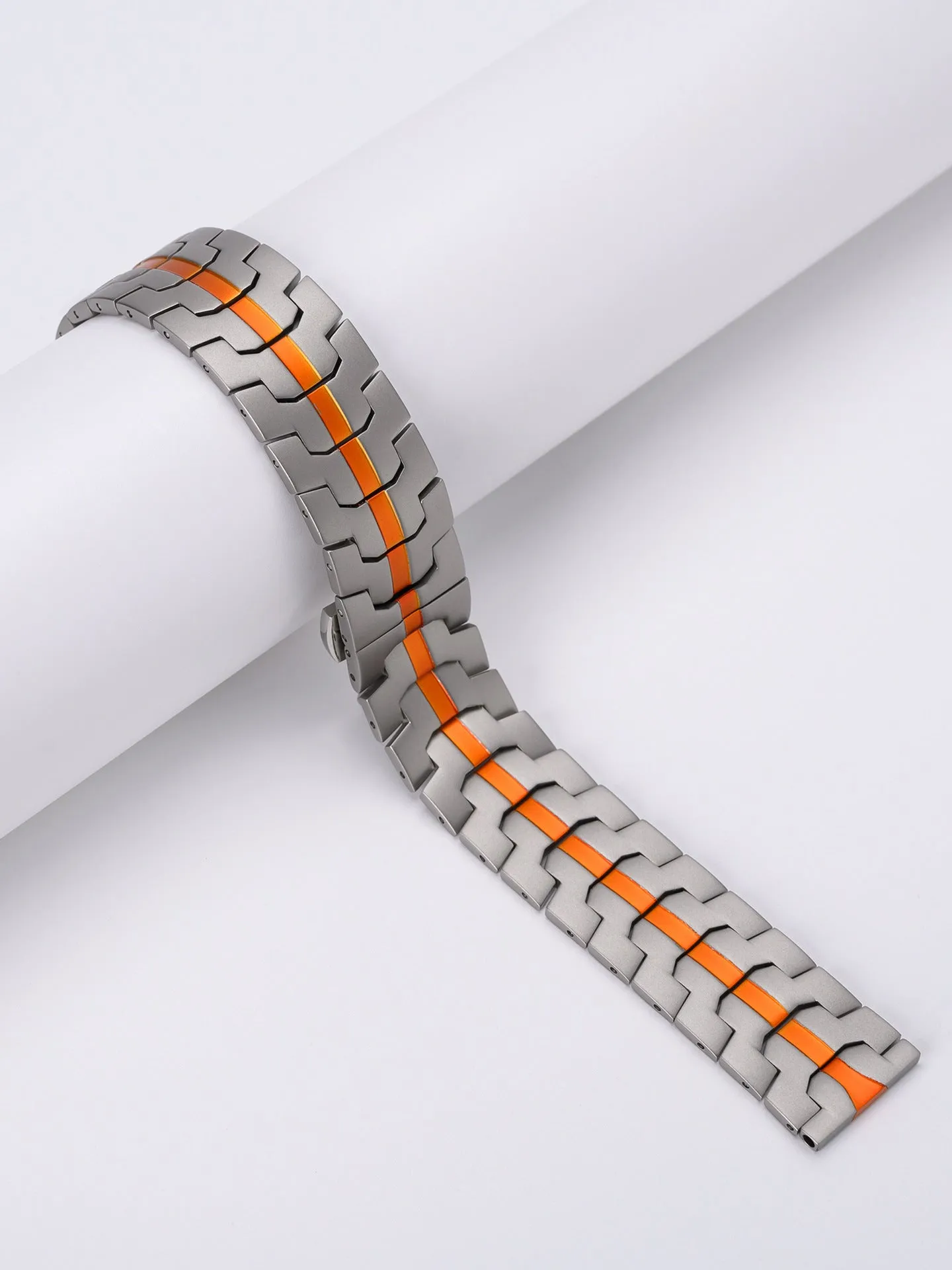 Stainless steel watch strap for Samsung Galaxy Watch in silver, black, titanium and other colours.