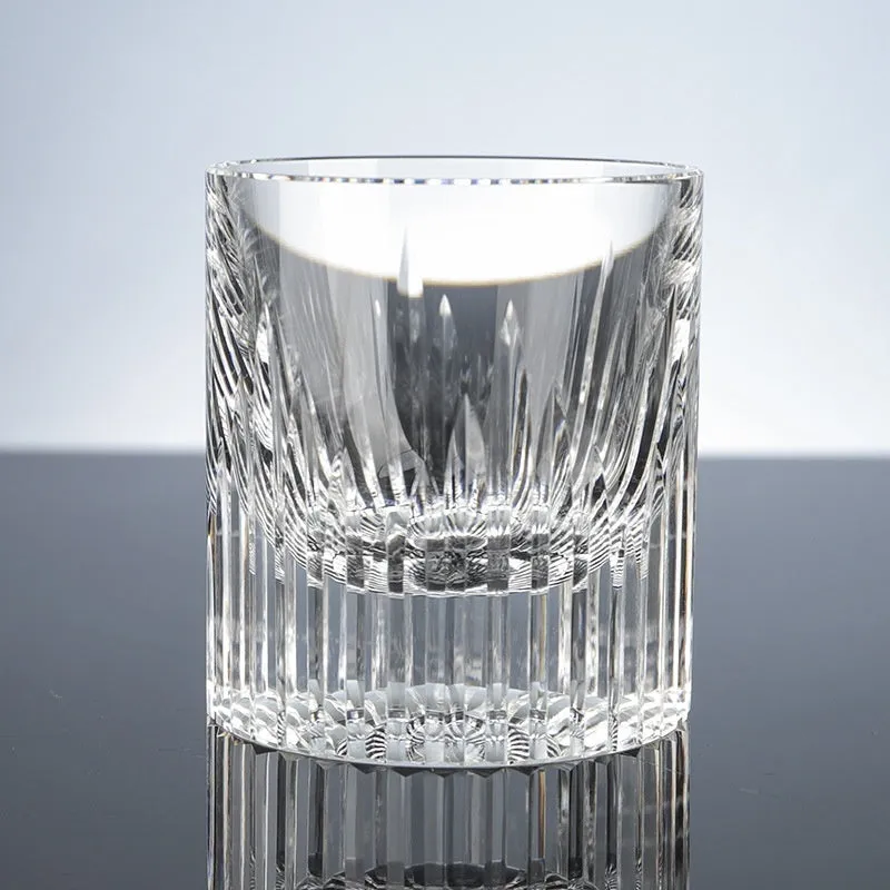 European-style transparent K9 crystal whiskey shot glass with 701-800ml capacity, simple flowering pattern