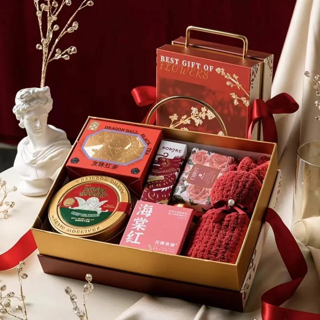 Hand gift box for girls pajamas marriage engagement in Champagne Gold with ironing craft finish