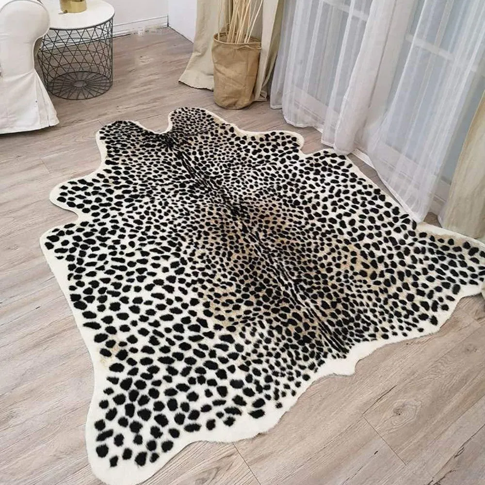 Light luxury floor mat with cute tiger print, made of imitation cashmere, machine washable, available in 40X120cm size