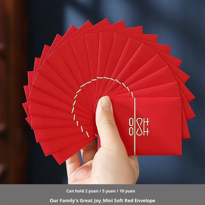 Assorted mini red packets for wedding lucky money in Chinese style paper design with seal closure