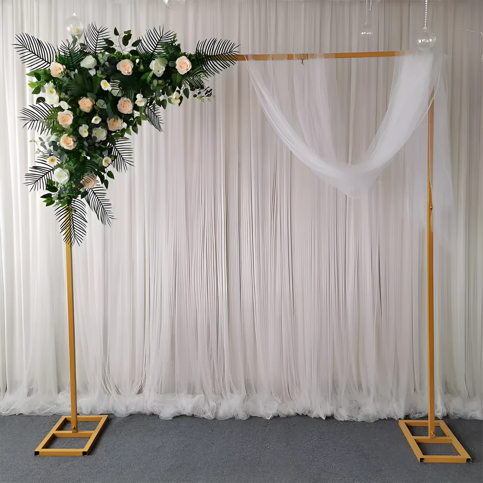 Wrought iron wedding photography background support system with telescopic frame and bold thickened bases