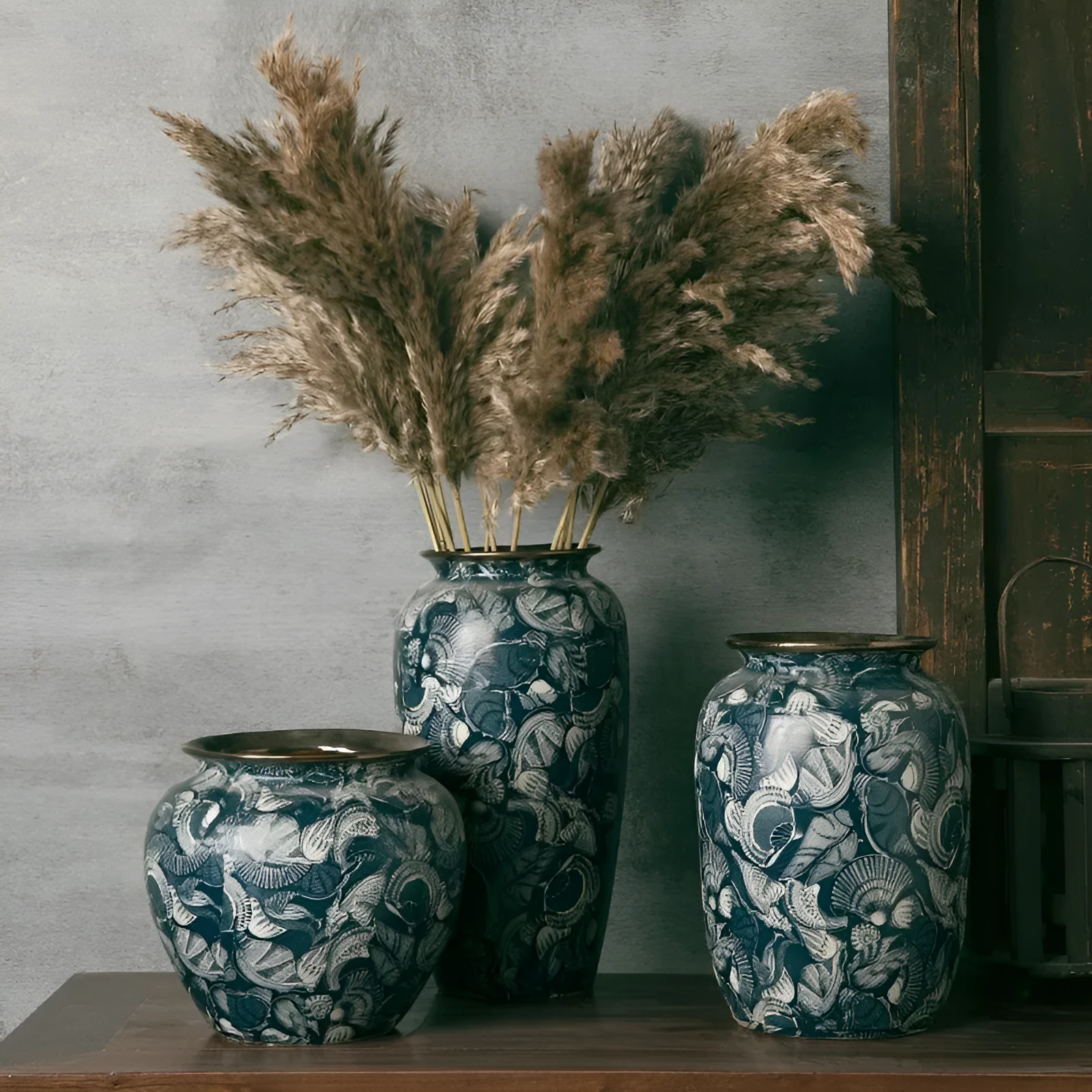 New Chinese retro artistic ceramic vase with dried flowers and decal decoration, available in three sizes