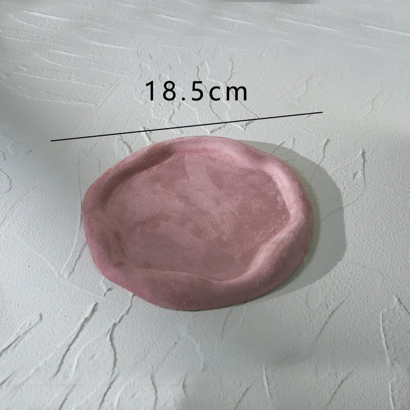 Flannel jewellery display stand in light blue with gypsum base showing 15cm round plate