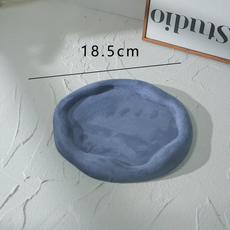 Flannel jewellery display stand in light blue with gypsum base showing 15cm round plate