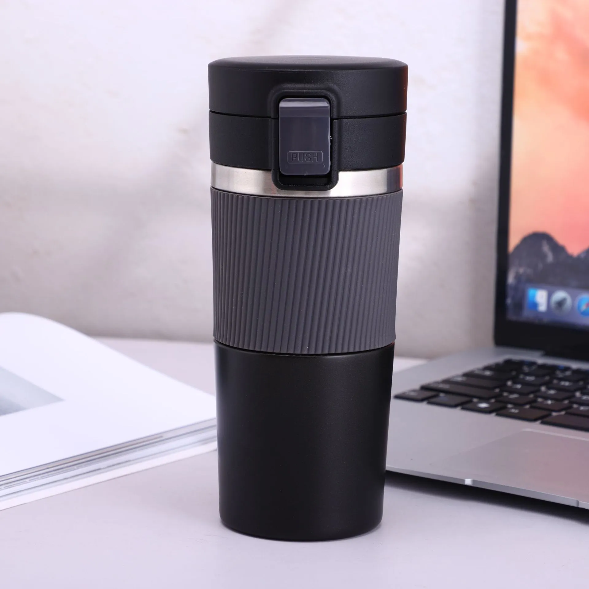 304 stainless steel vacuum portable vehicle-mounted water cup 430ml in gray with modern simplicity design
