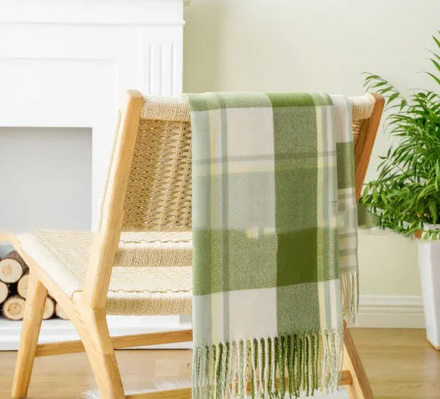 Acrylic chenille plaid blanket with tassels, gray and white geometric pattern, 125x160 cm