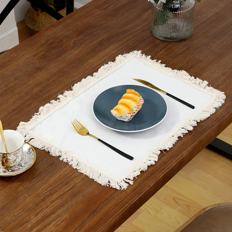 Solid colour polyester placemat in beige, square shape, Nordic minimalist style