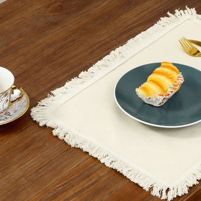 Solid colour polyester placemat in beige, square shape, Nordic minimalist style