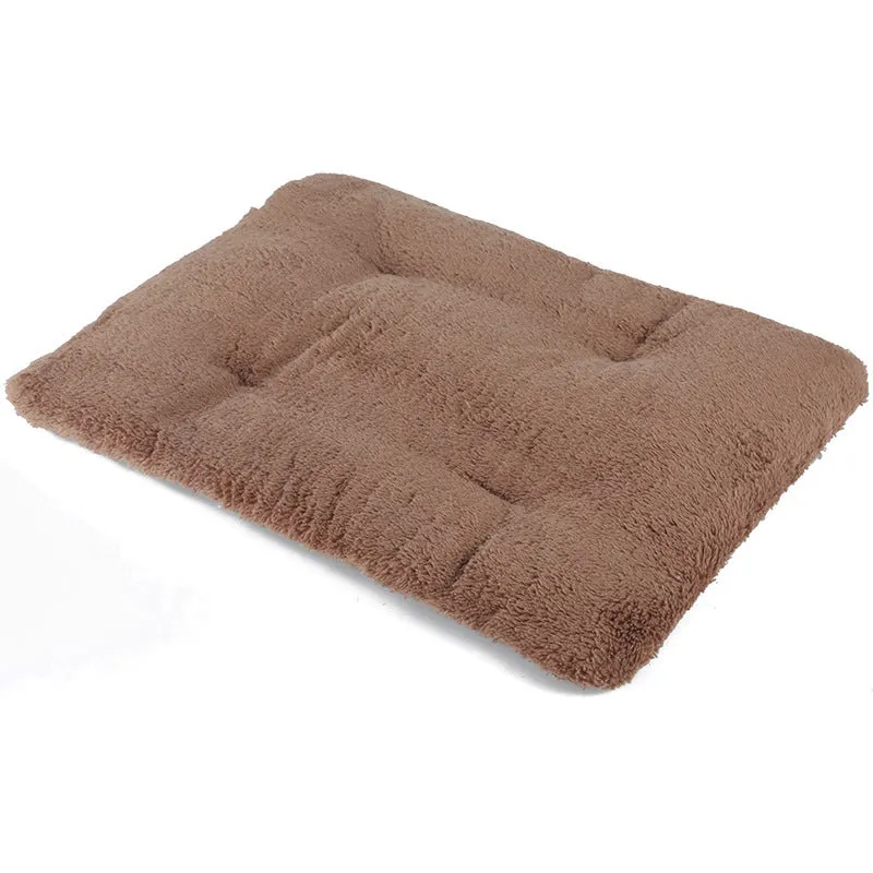 Self-heating thickened pet blanket for dogs in khaki colour, made from Bejirog material