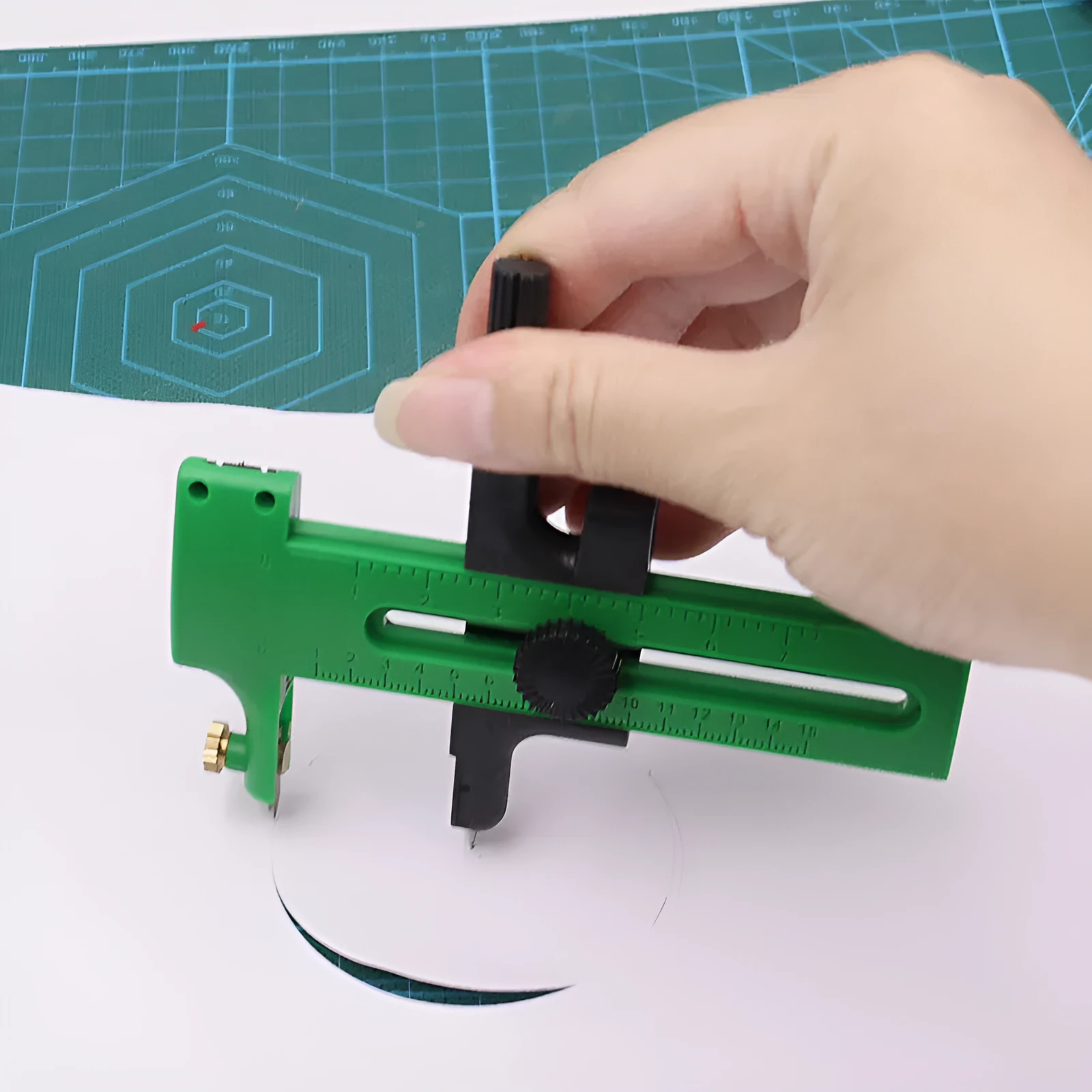 Circular knife craft scissors with compass rail for precision circle cutting in paper and fabric
