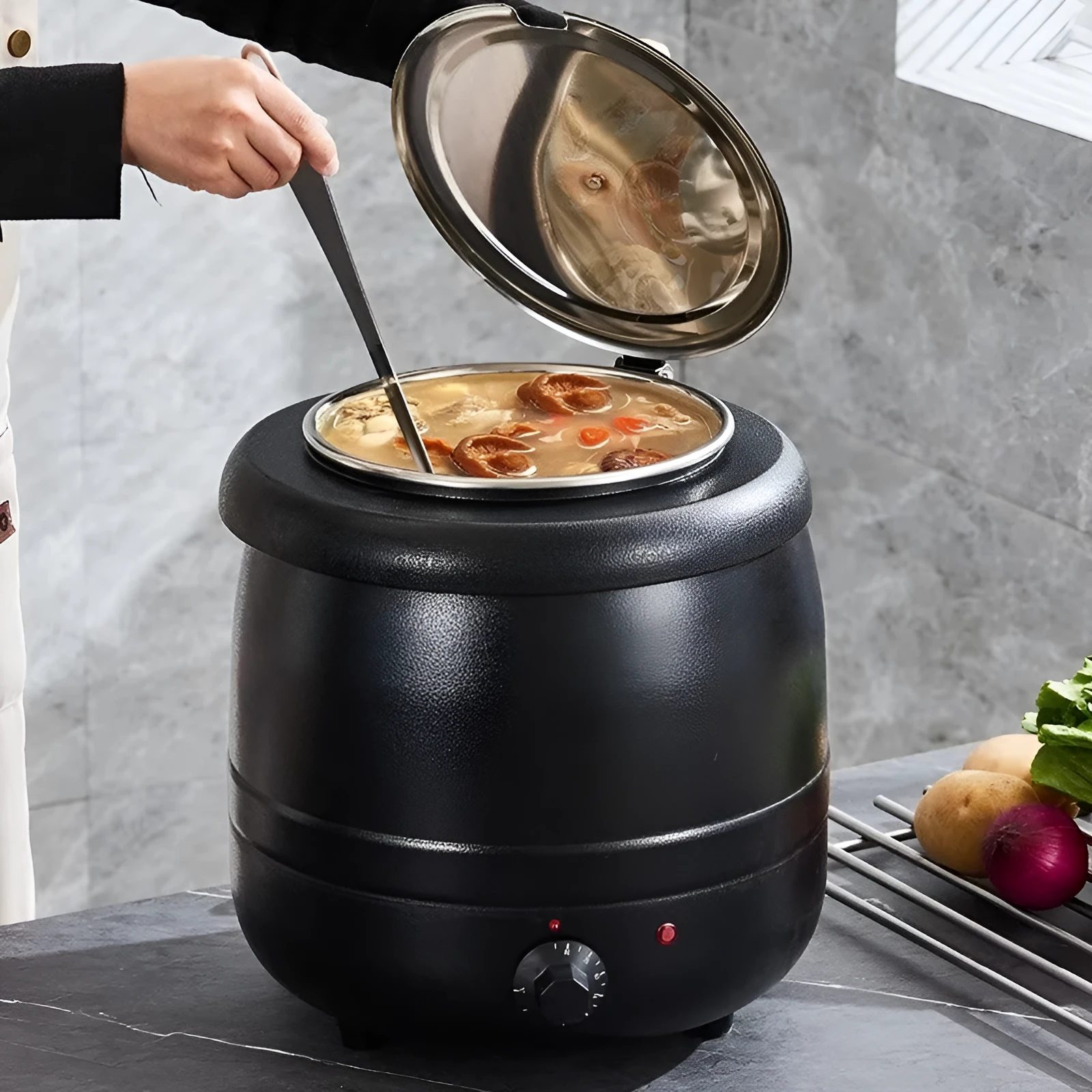 Black electric heating soup pot with stainless steel interior and large mouth cover for commercial kitchen use