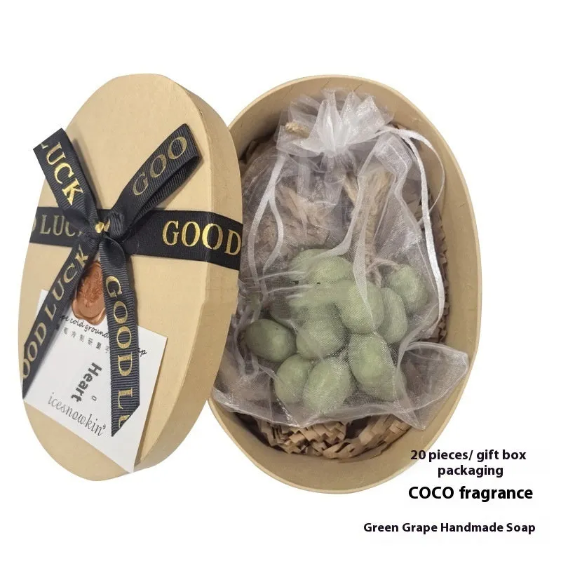 Handmade grape cleansing soap bar with nourishing and oil controlling properties, 120g size