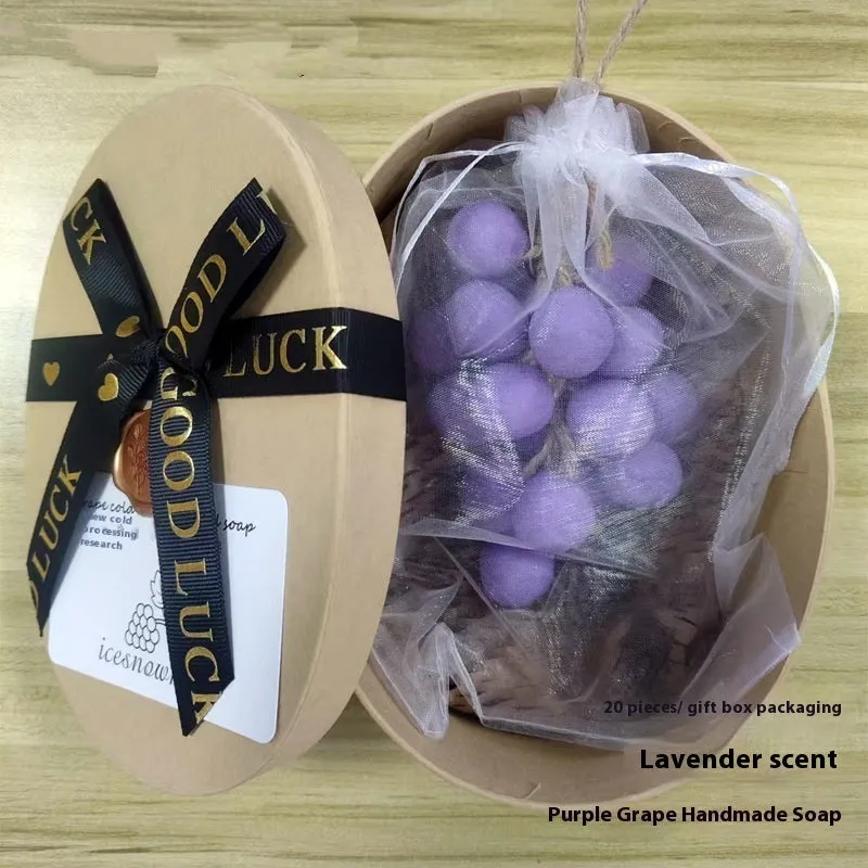 Handmade grape cleansing soap bar with nourishing and oil controlling properties, 120g size