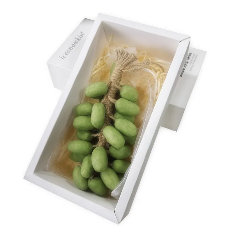Handmade grape cleansing soap bar with nourishing and oil controlling properties, 120g size