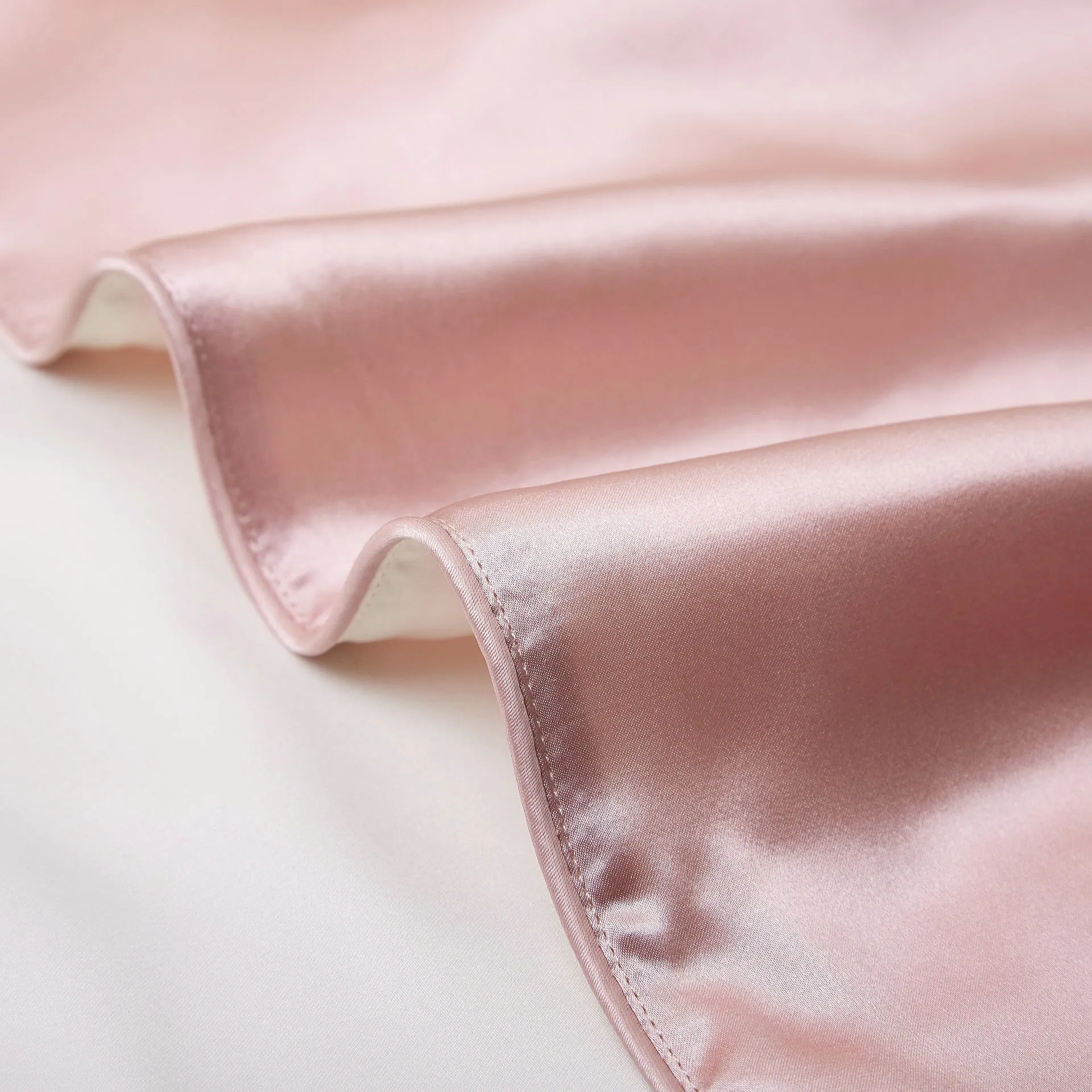 48x74cm mulberry silk single pillowcase in palace luxury style with reactive print.