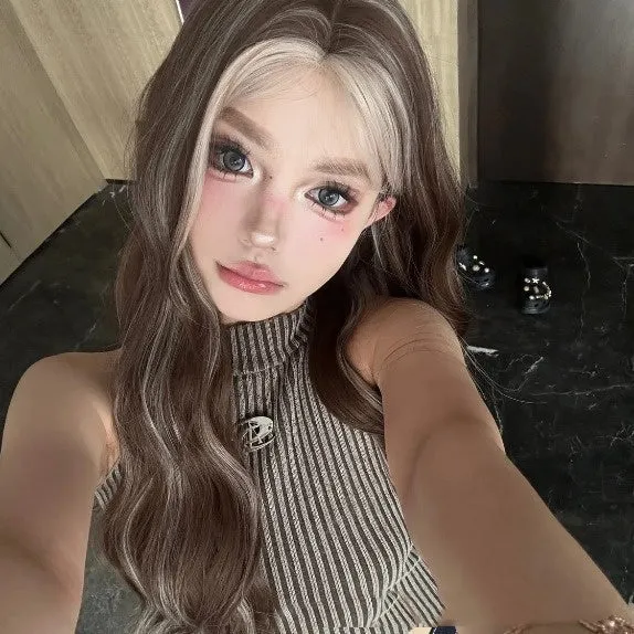 Long curly synthetic wig with grey golden highlights and straight lace front design