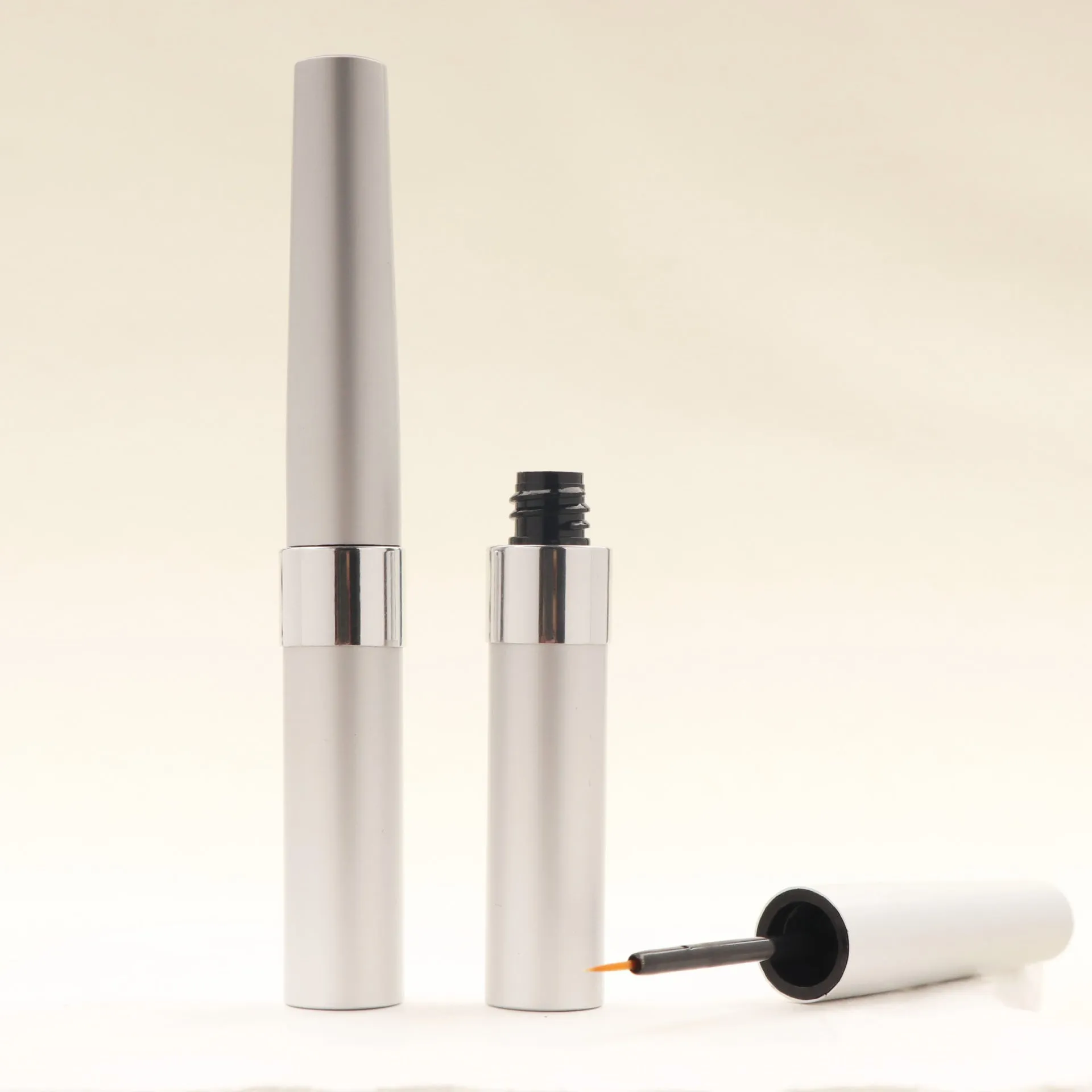 5ml aluminium PP eyeliner bottle for eyelash growth solution in black finish with cap