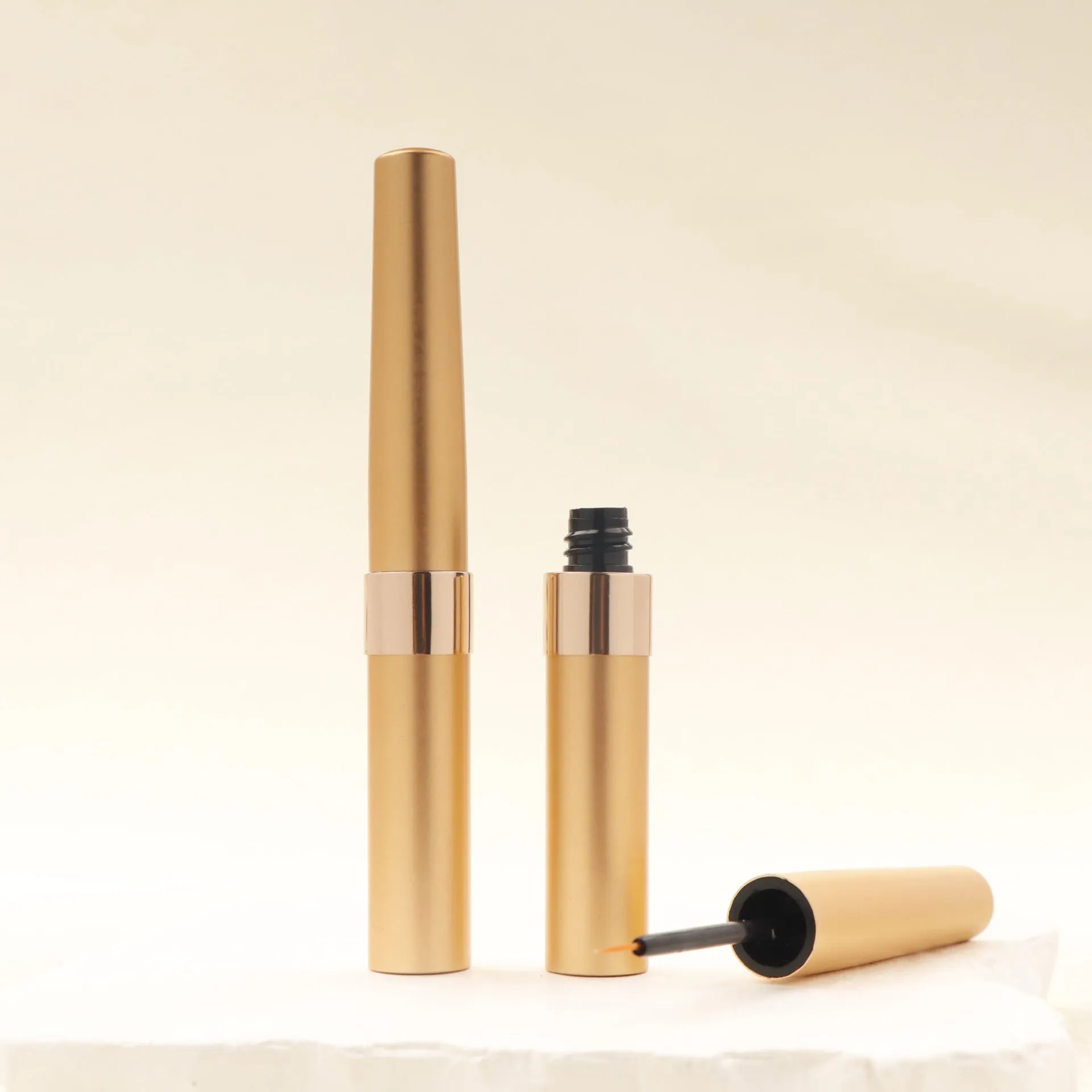 5ml aluminium PP eyeliner bottle for eyelash growth solution in black finish with cap