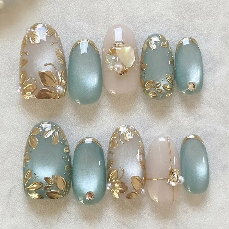 Women's three-dimensional flower butterfly love nail sticker plastic self-adhesive 30 bits per box multiple colours