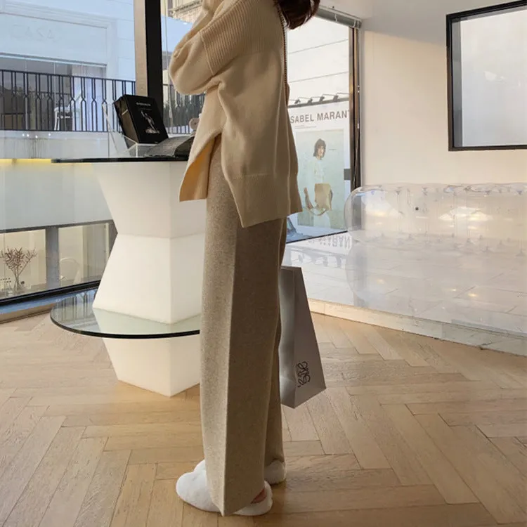 Women's thick knitted wide-leg trousers in high waist design available in four colours