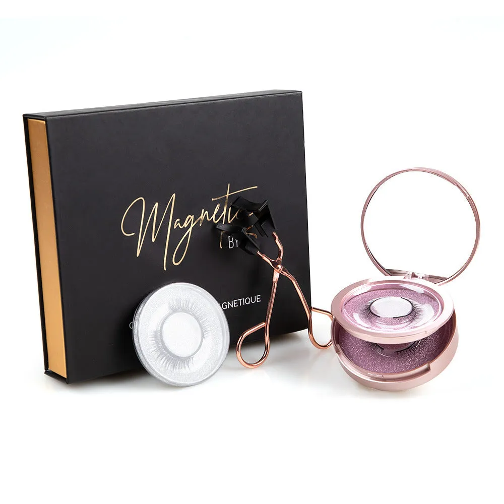 Reusable self-adhesive false eyelashes in white round gift box with three pairs
