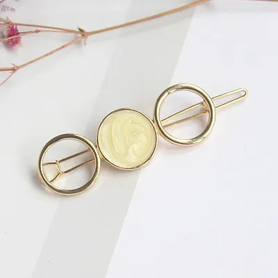 Round metal hairpin with opal crystal centre in beige colour, 7cm alloy construction