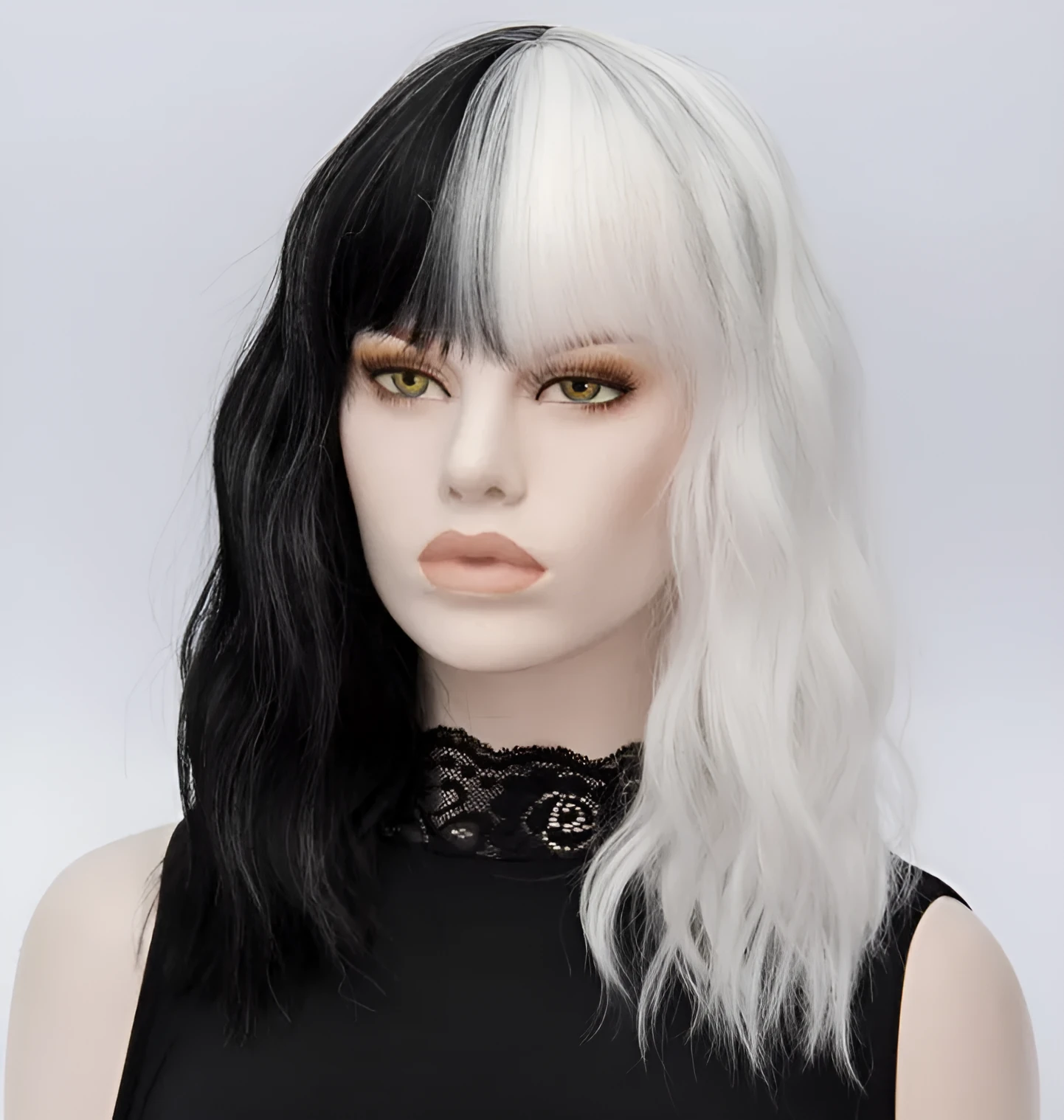 Women's short black and white straight synthetic wig with Qi bangs for cosplay Halloween