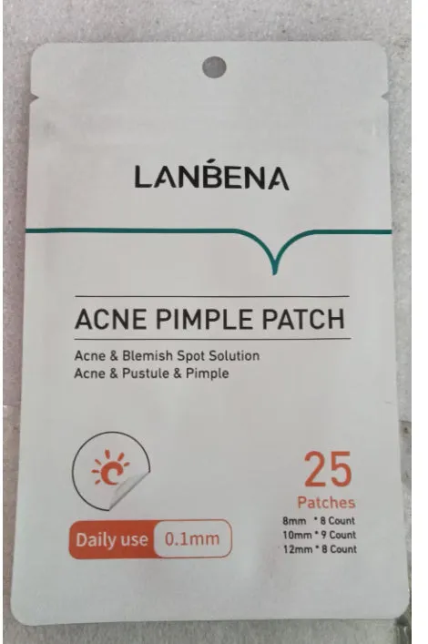 Acne stickers with tea tree oil and Calendula oil for treating blemishes and fading acne marks on scar-prone skin