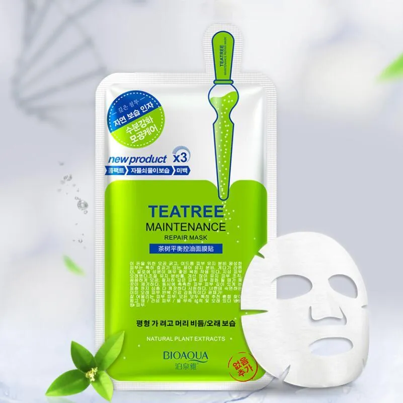 Aloe vera sheet mask 30g for moisturising and pore care white packaging