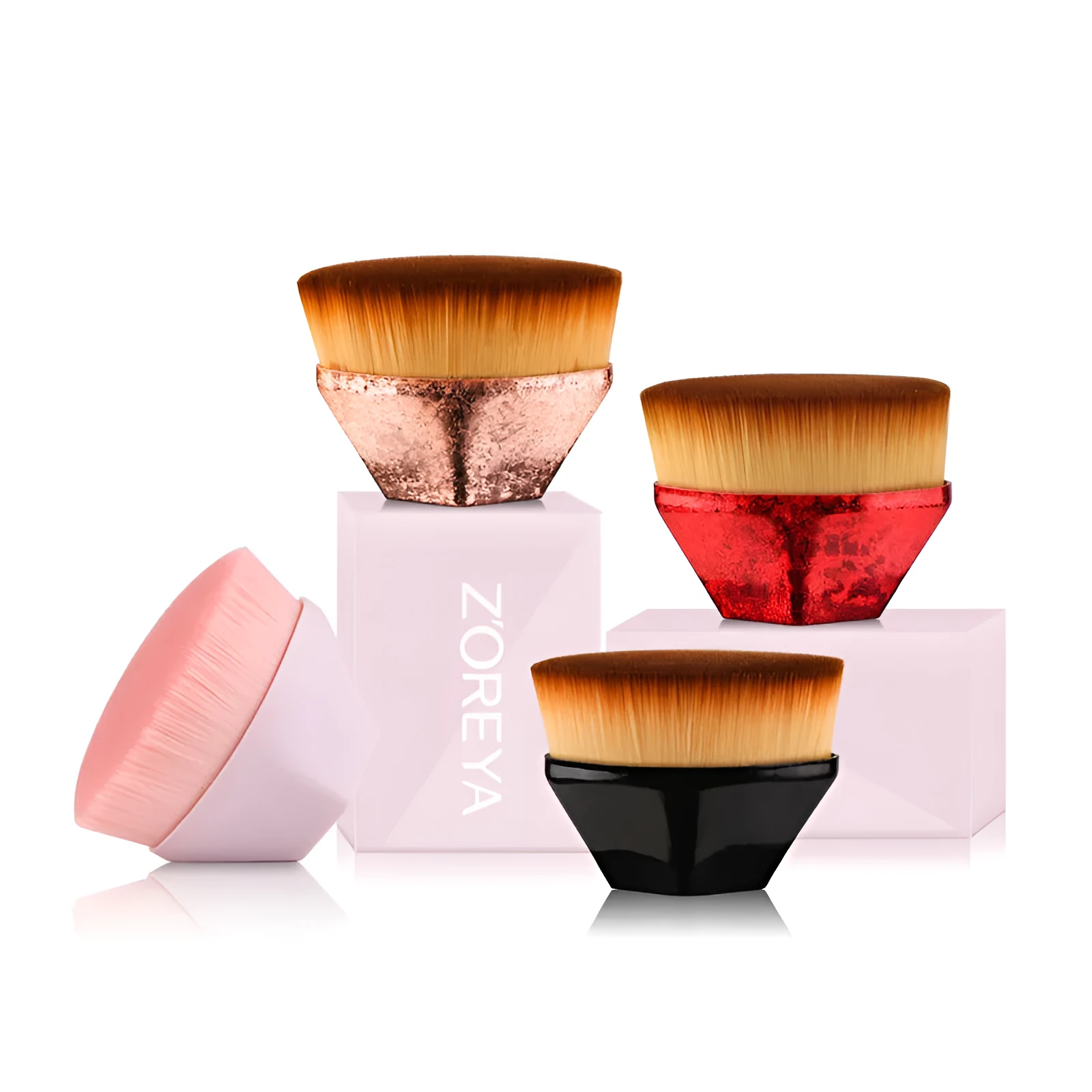 Magic Foundation Brush with dense artificial fibre bristles and round protective case, 6cm total length