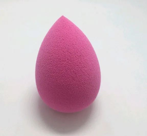 Beauty makeup sponge drops natural sponge powder puff 52x35mm in pink colour