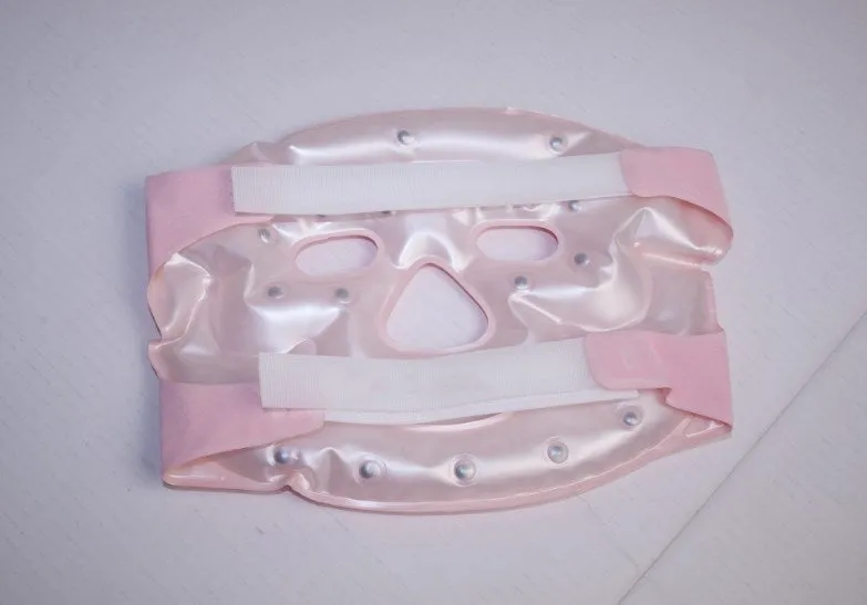 Beauty moisturising whitening face mask with tourmaline ion light wave composite wafer for facial skin firming and rejuvenation