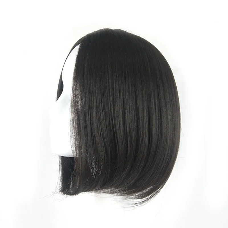 Short bob wig for women in black with starfish pendant and glass beads
