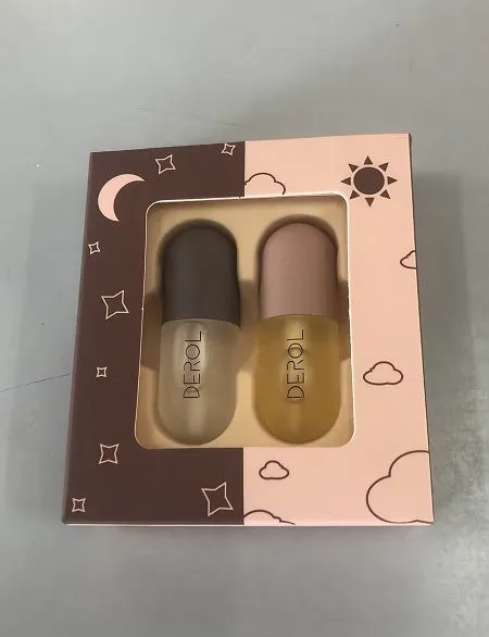 Clear lip plumper oil 5.5ml in light yellow with reflective shine