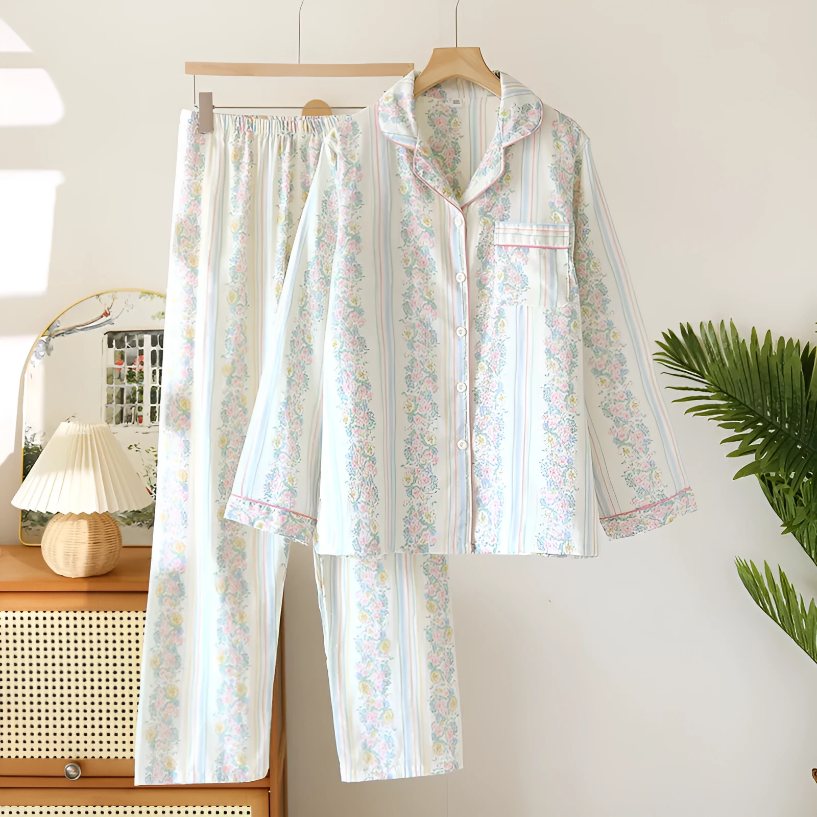Japanese Sweet ladies red fruit print cotton gauze long sleeve top and trousers two-piece homewear set.